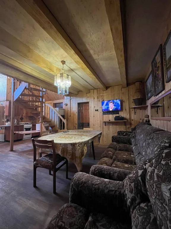 Дом у реки в Пскове