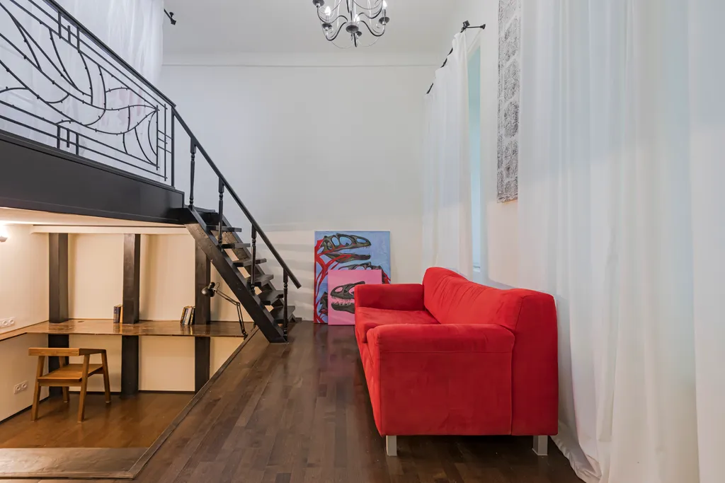 Двухуровневая квартира в уникальном районе