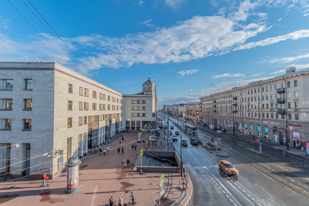 До метро минута, тихая светлая евро2 в центре с кондиционером
