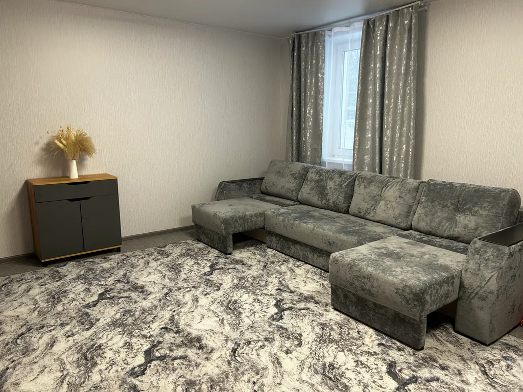 Квартира Уютная евротрешка — аренда посуточно в Губаха