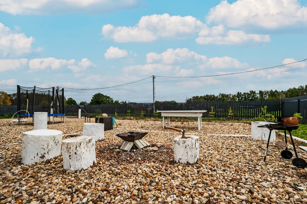 3 больших спальни и с/у с ванной, огромная кухня гостиная white house