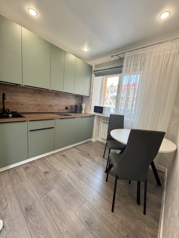 Красивая квартира в центре — аренда посуточно в Альметьевск