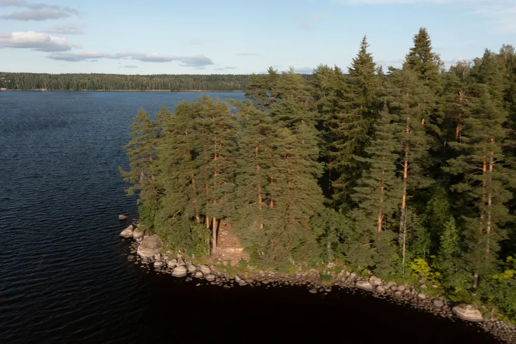 Коттедж Дом с 2 спальнями на 1 линии с видом на озеро — Ермилово