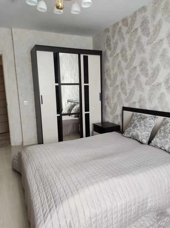 Евродвушка у метро вид на город с 26 этажа