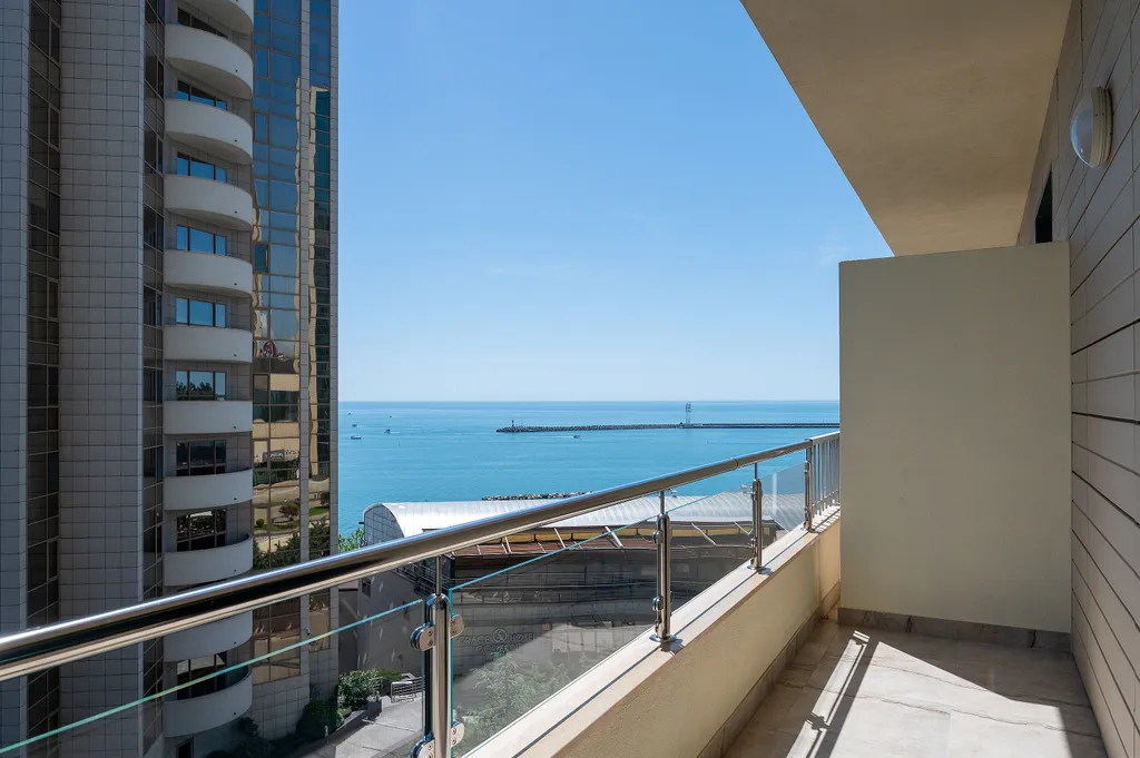 Семейный Lux