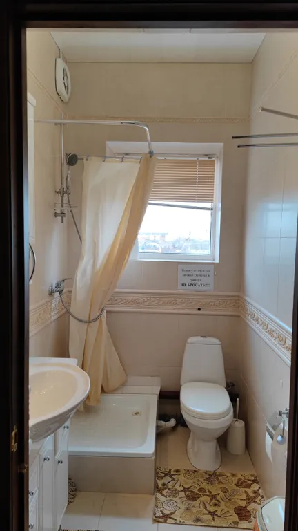 Элитный отдельный дом, большая кухня, 4 изолированные спальни