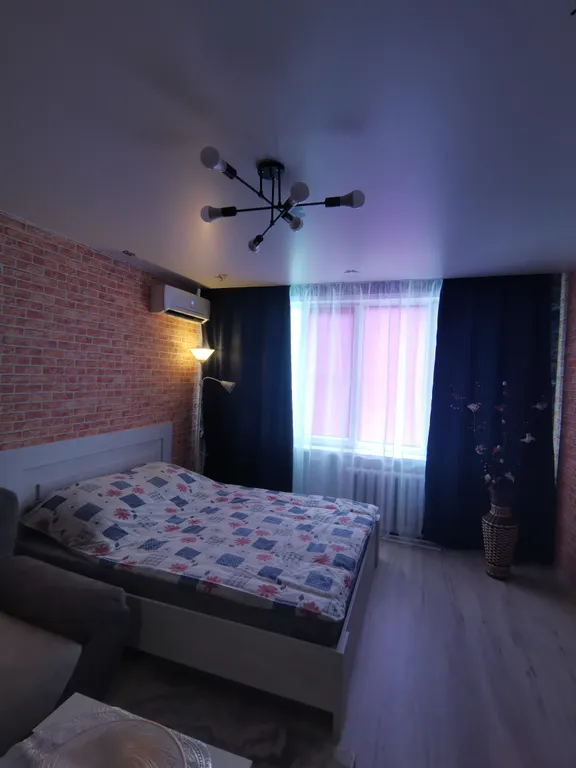 Уютная, чистая квартира с кондиционером в хорошем районе города