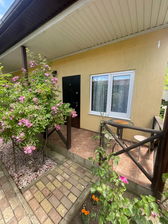 Квартира Двухместный номер — аренда посуточно в Архипо-Осиповка