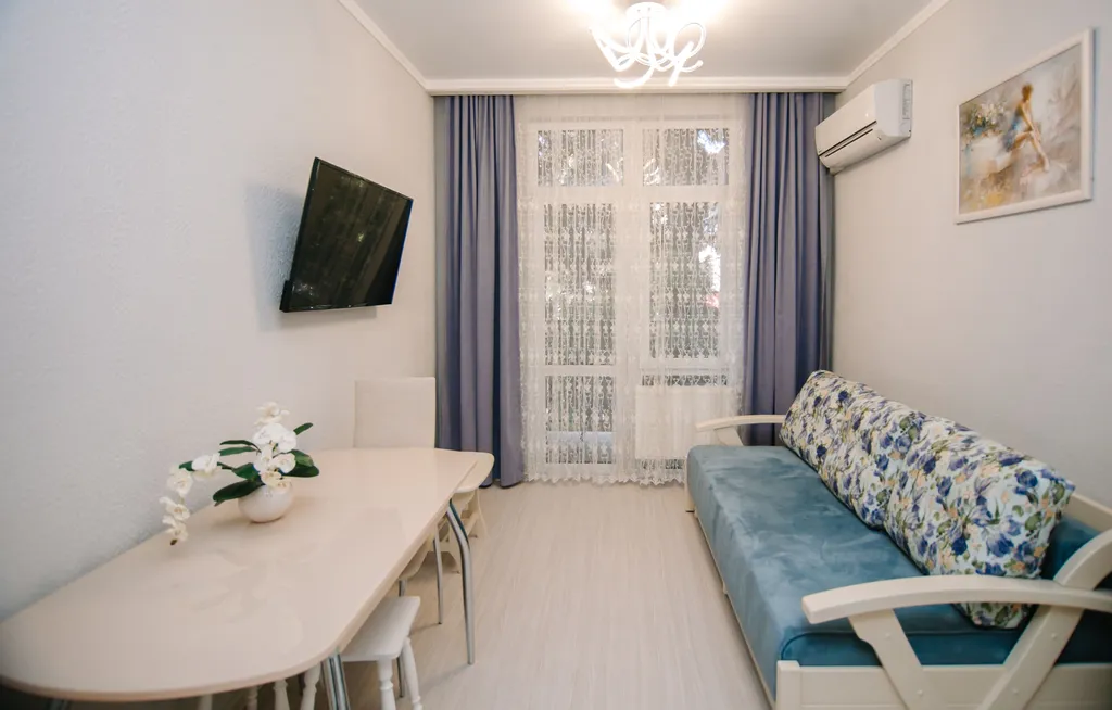 Квартира 2-комнатная Квартира — Адлер