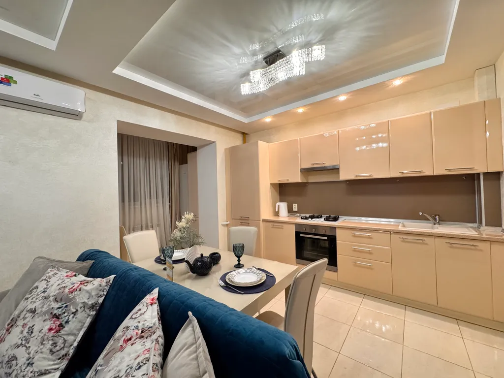 Новая студия вблизи с источниками в микрорайоне « курортный»