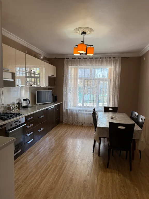 Уютный дом в центре города