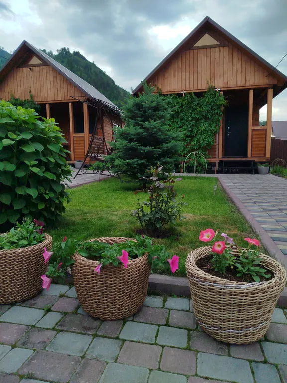 Домик в горах Алтая