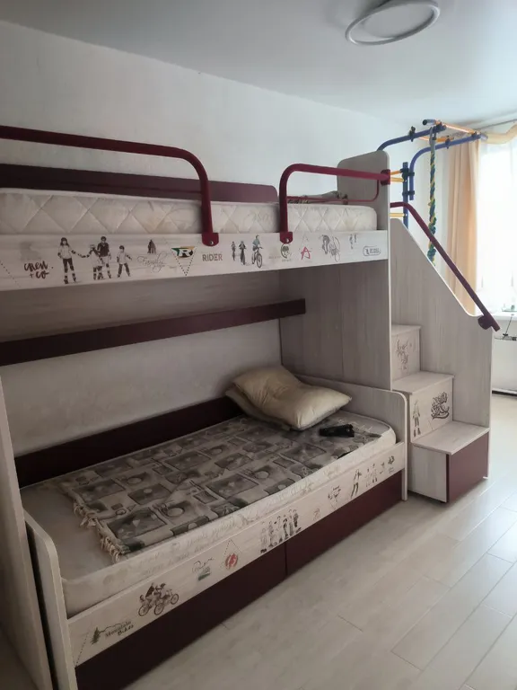 Уютная двухкомнатная квартира с видом на бульвар