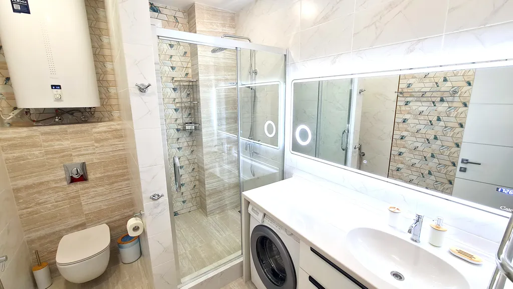 Просторная видовая трёхкомнатная квартира в приморском парке