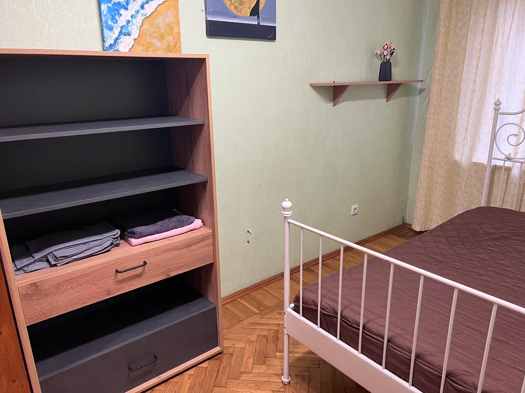 Двухкомнатная квартира в центре золотого квадрата на Северром