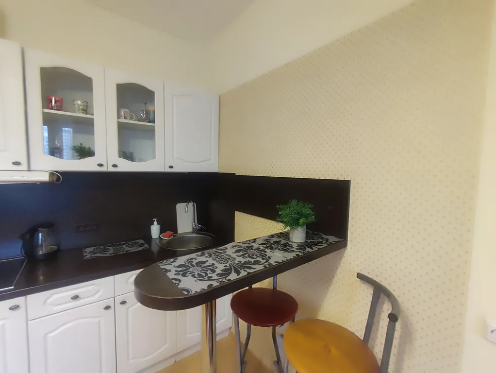 Уютная видовая студия у метро