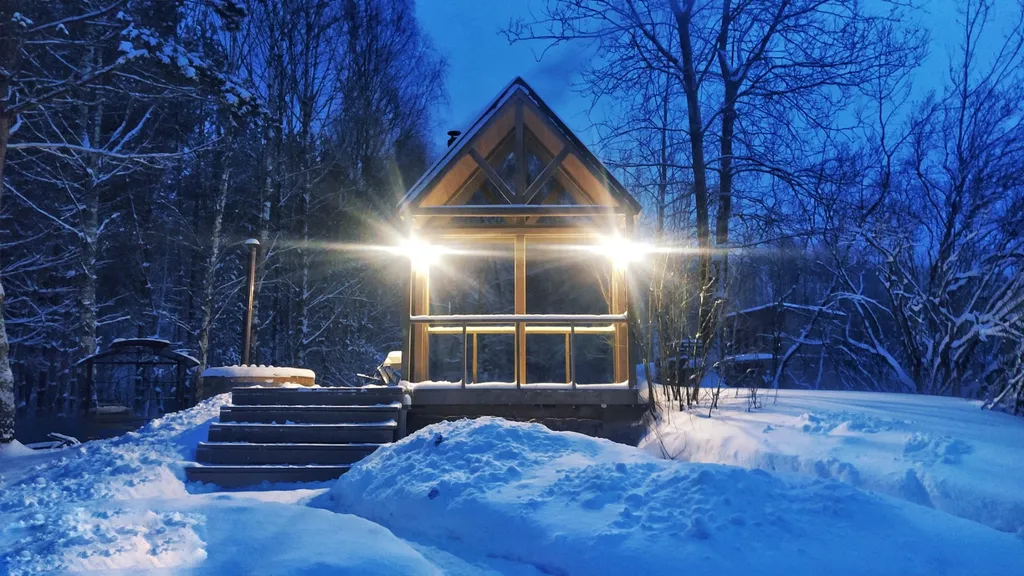 Дом у реки Волма в лесу