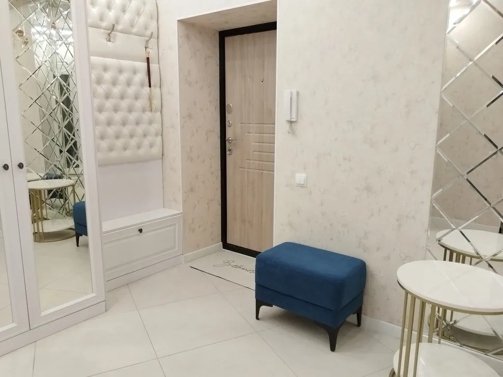 Новая квартира в центре. С видом на три моста