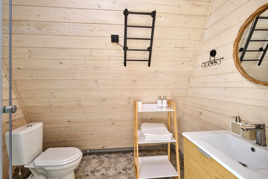 Афрейм дача у леса