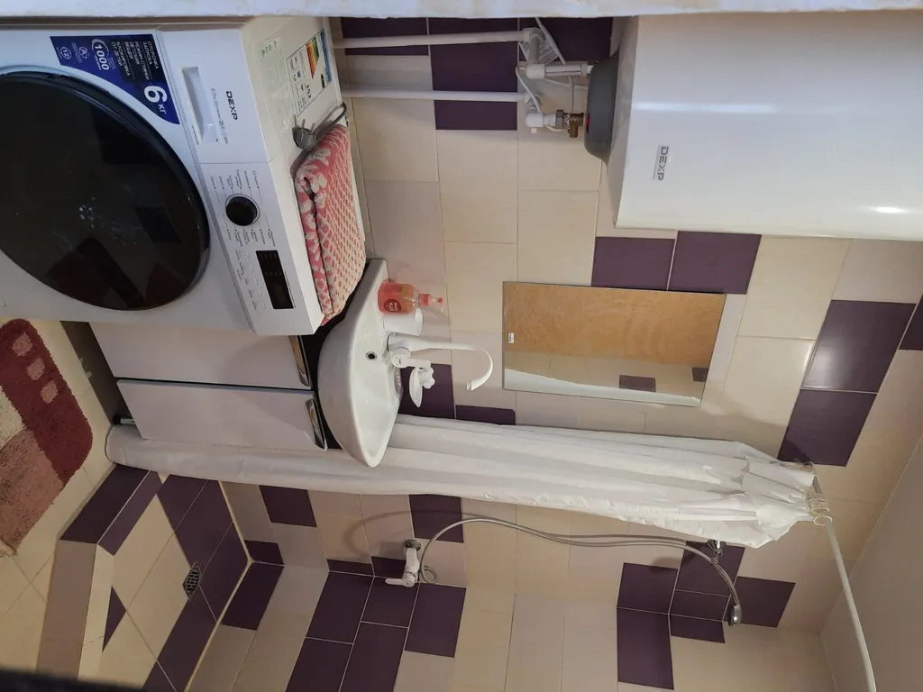 Семейный дом в тишине.