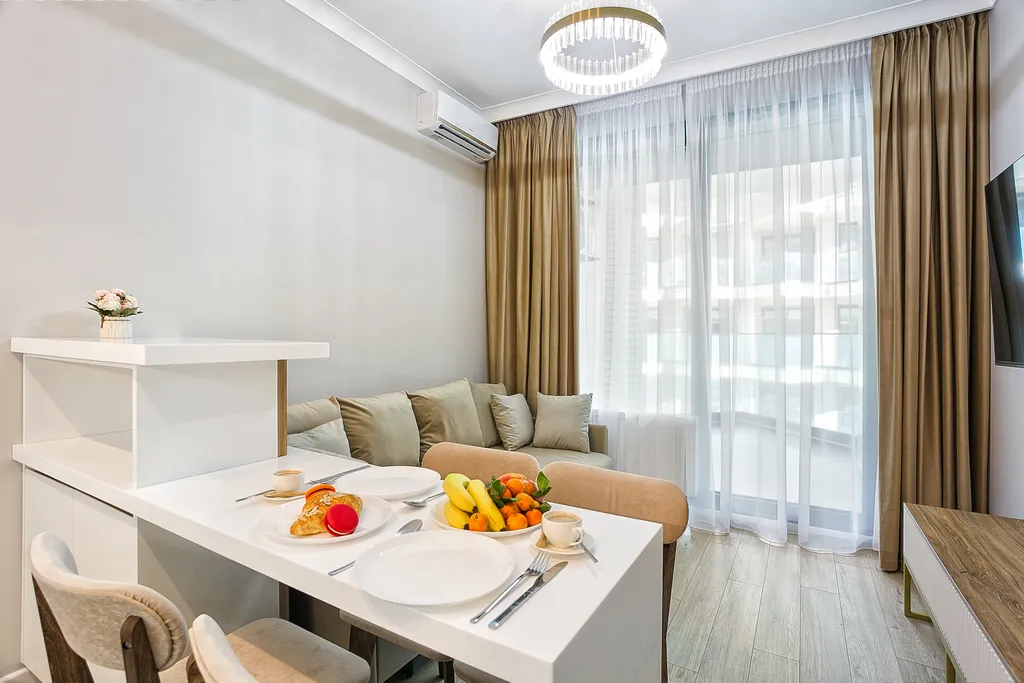 Квартира с двумя террасами с видом на море свой пляж и бассейн