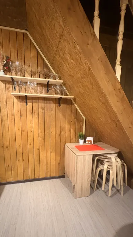 Дом с баней у леса