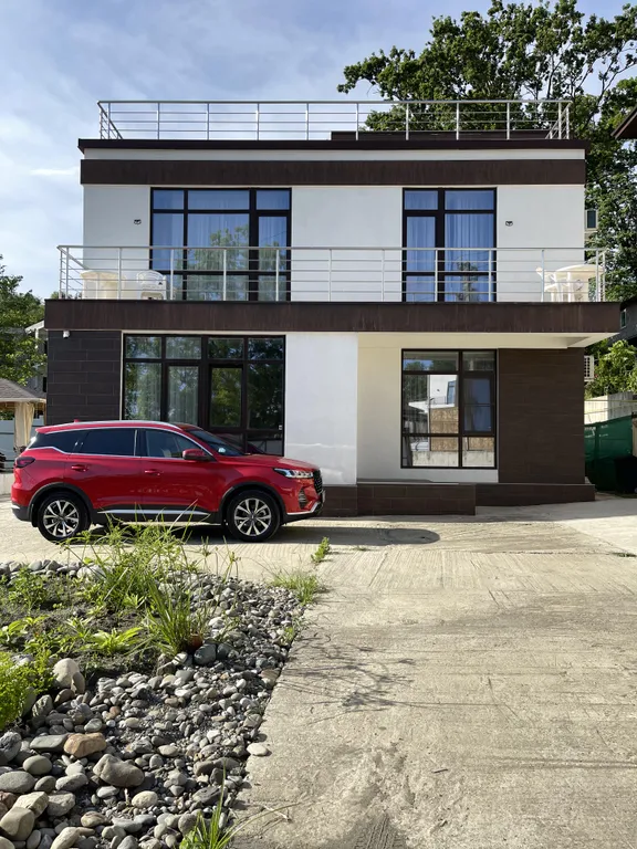 Дом с подогреваемым бассейном и 5 спальнями