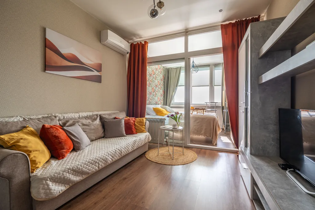 Студия с душой и видом на Дон из окна спальни