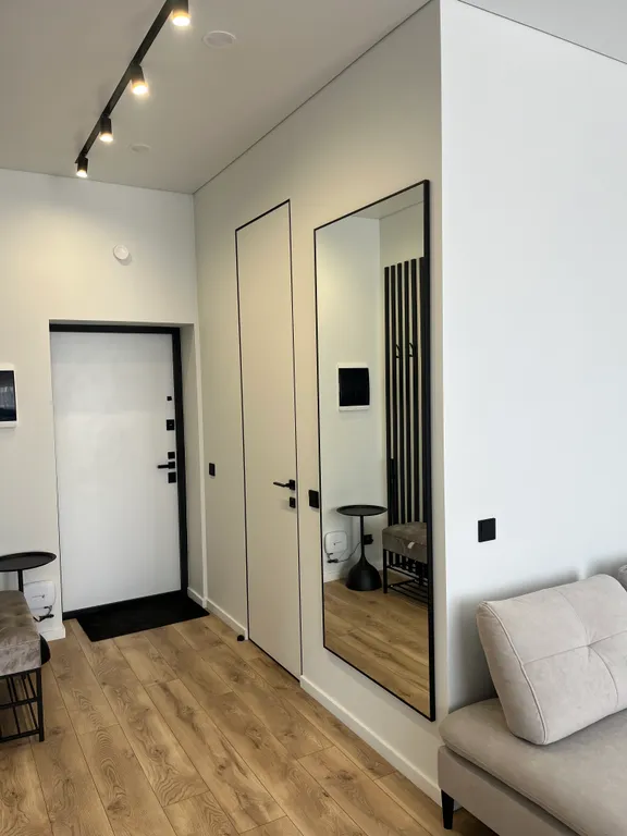 Просторная квартира с новым хорошим ремонтом