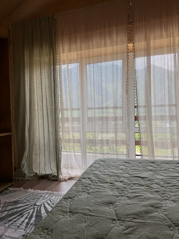 Эко домик в лесу