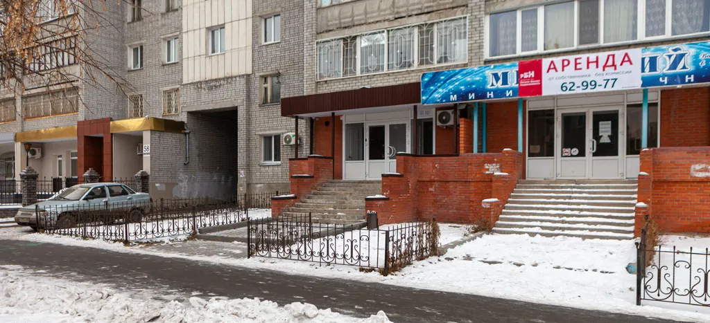 Большая студия со спальней