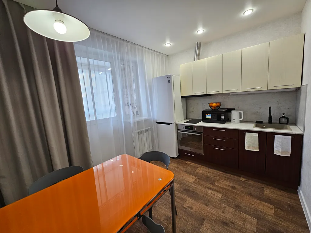 Уютная квартира с новым ремонтом на Университетском