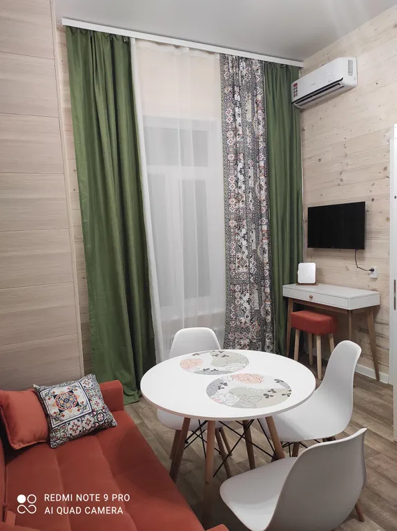 Уютная однокомнатная квартира у моря в центре Владивостока