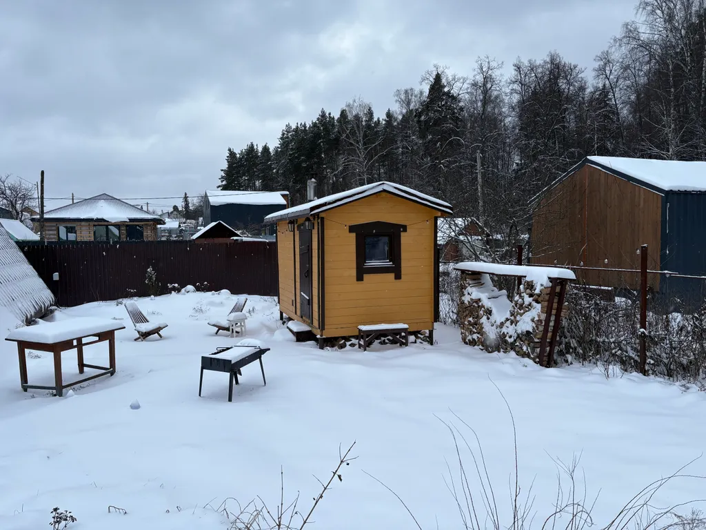 Сказочный А-фрейм с отдельной баней из липы в заповедном лесу