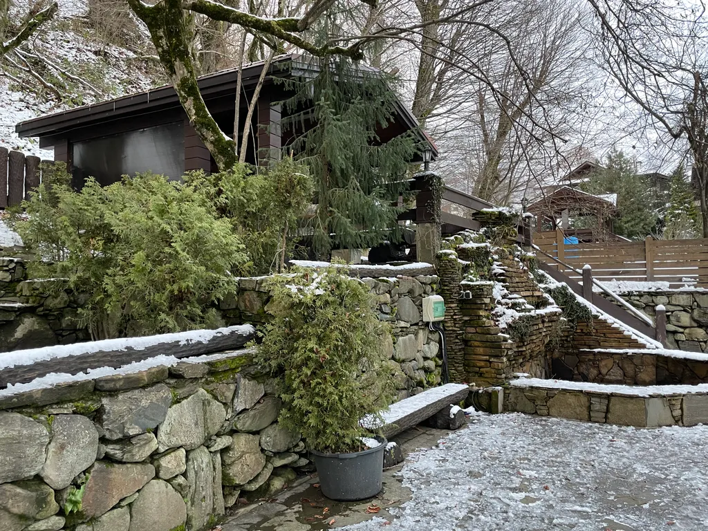 2-комнатный апартамент с видом на Аигбу