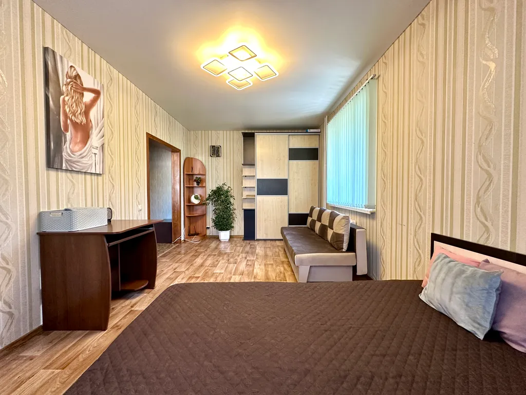 Апартаменты в новостройке с балконом