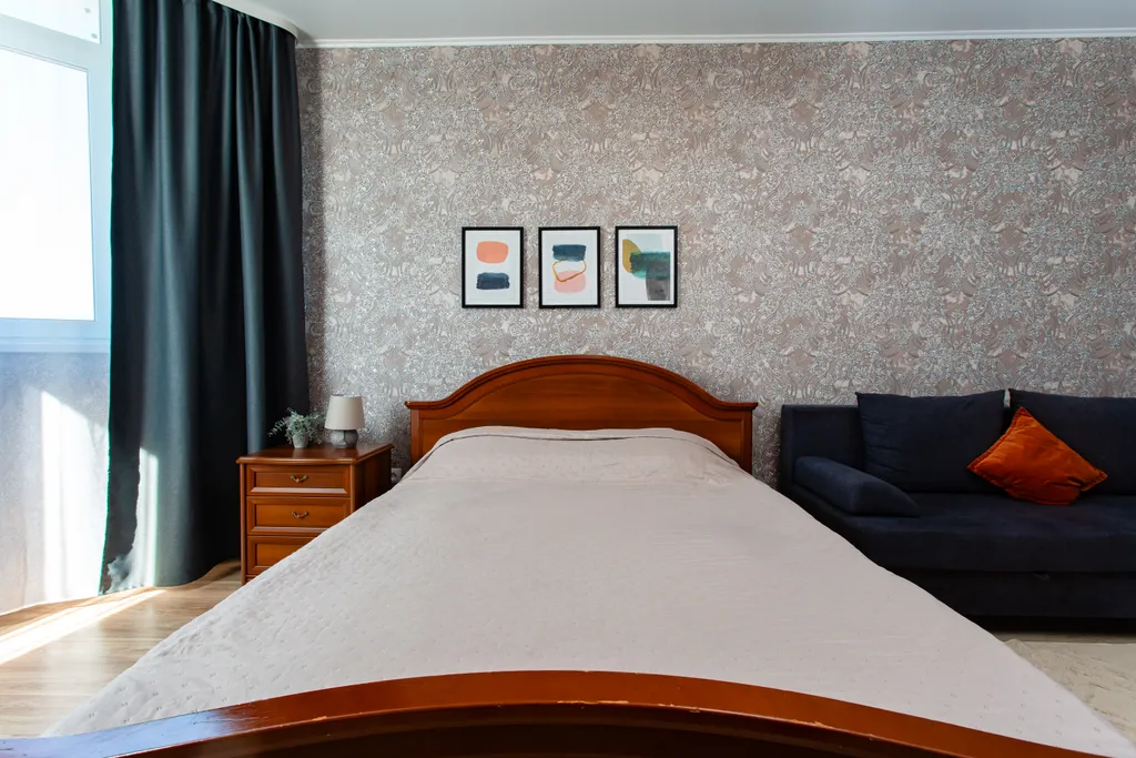 Большая 1-комнатная квартира на пересечении Терешковой и Победы