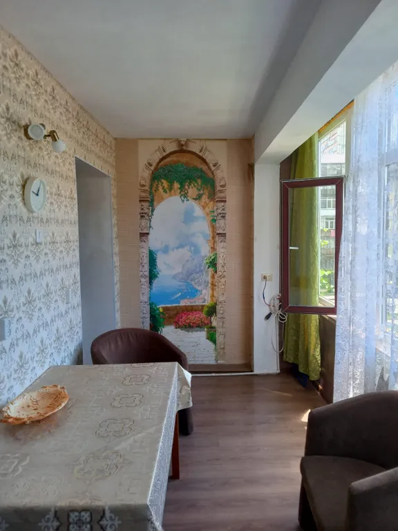 Уютная квартира в центре города возле моря — аренда посуточно в Гагра