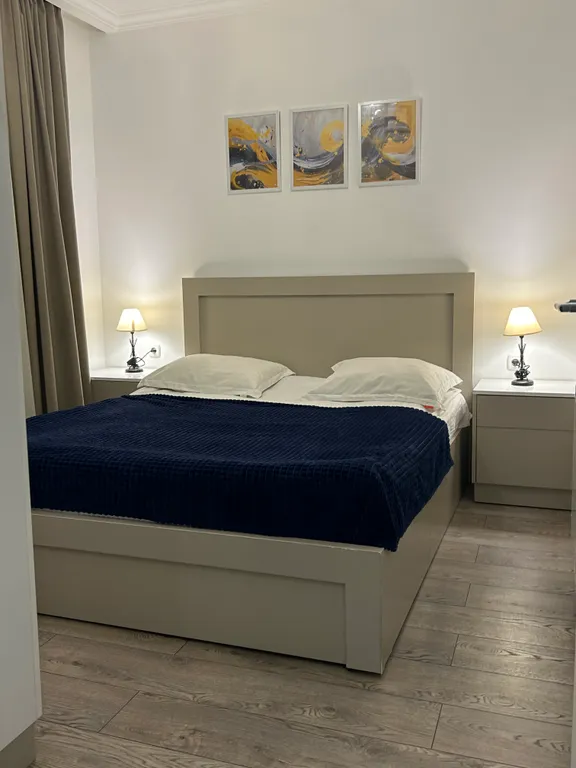 Квартира Art Apart 5 — аренда посуточно в Ереван