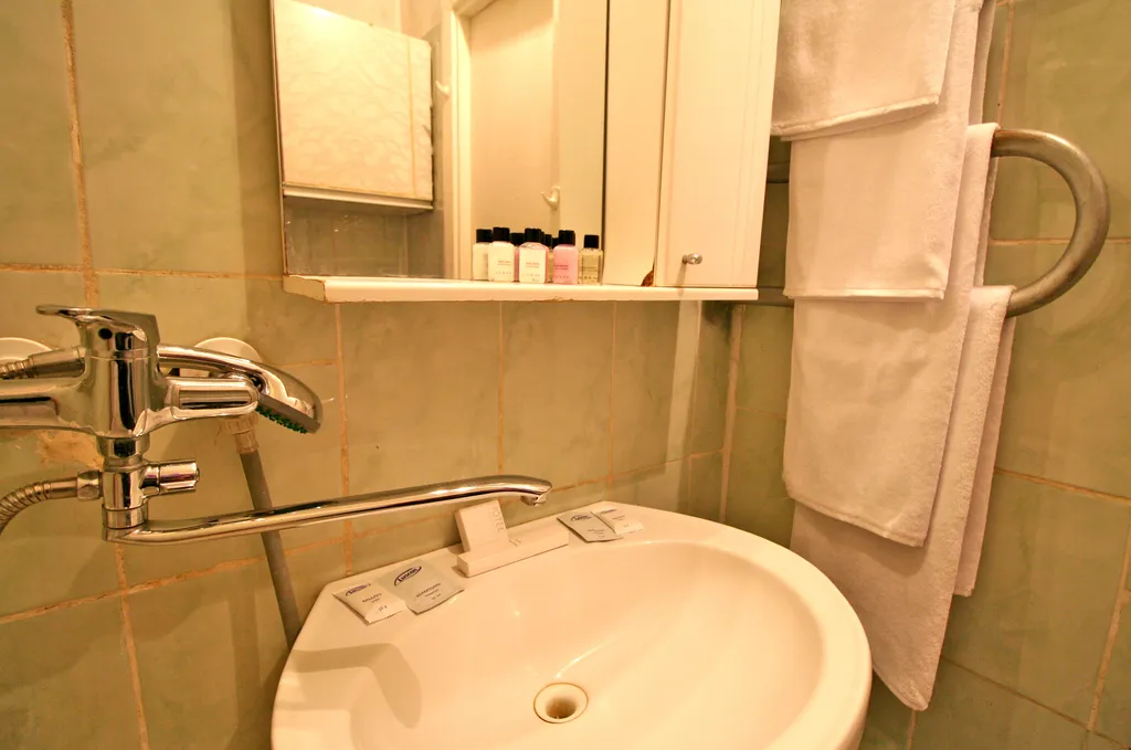 Квартира Теплая 2-комнатная квартира у поликлиники Мегаполис — Кириши