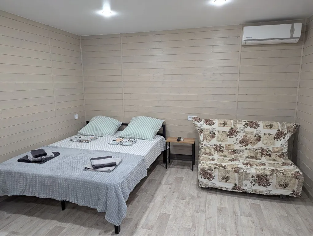 Уютный домик для комфортного отдыха, в 10-15 минутах от моря