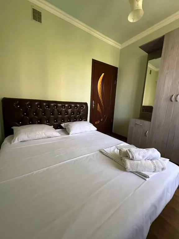 Avchieva's apt on Mashtots Ave