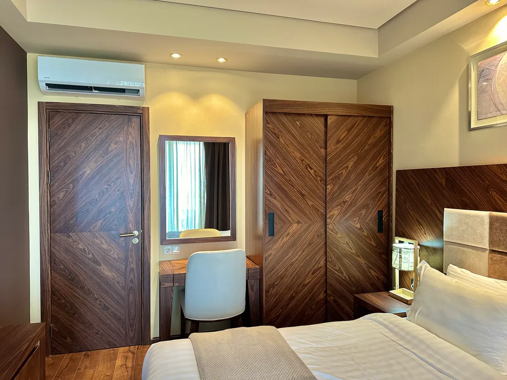 Элитные апартаменты с бассейном в Dreamland Oasis