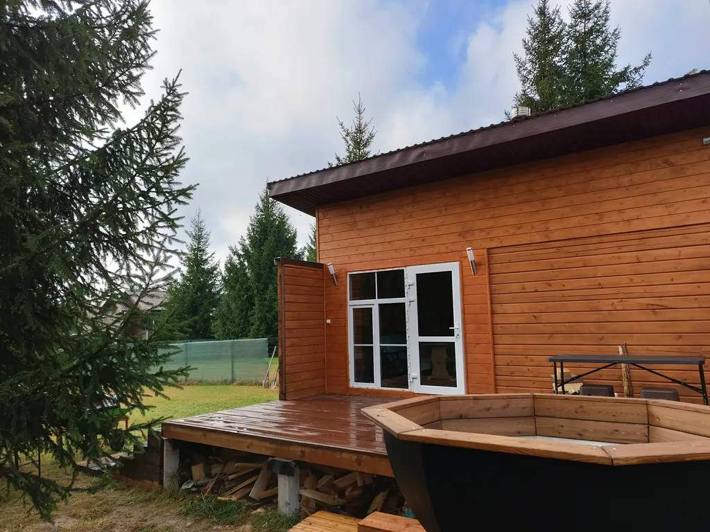 Коттедж Уютный дом с верандой и баней — Марьино