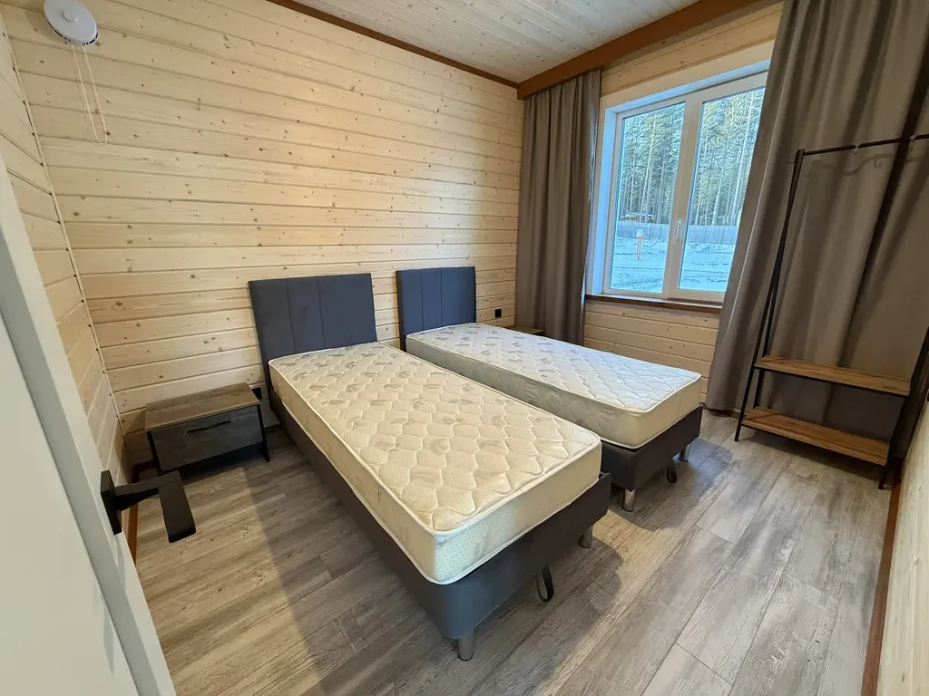 Дом-дуплекс с двумя спальнями на озере Сямозеро в Карелии