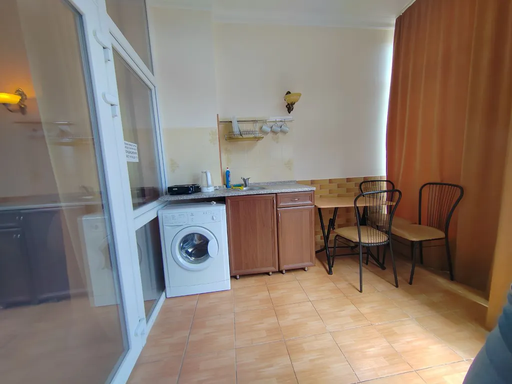 Квартира-студия у моря 1 линия