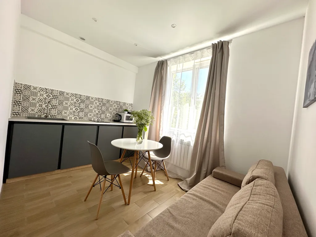 Светлый апартамент столица 2304