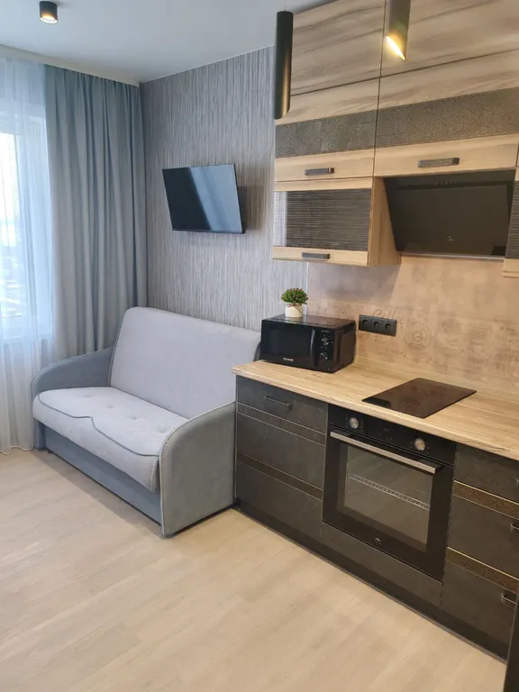 Уютные апартаменты с видом на аэропорт