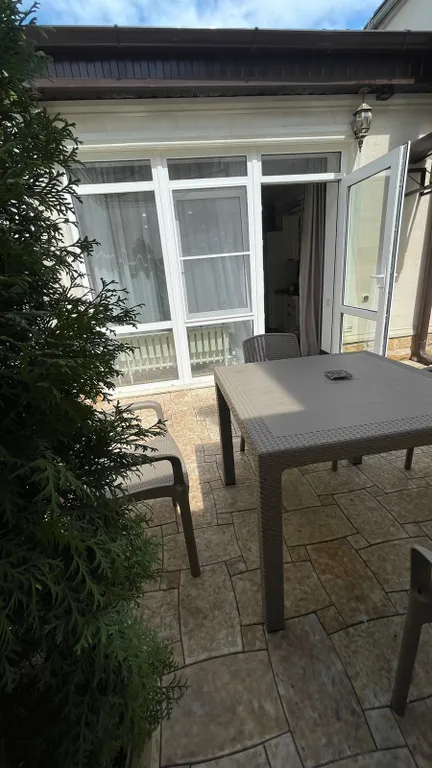 Новый уютный чистый дом в центре города