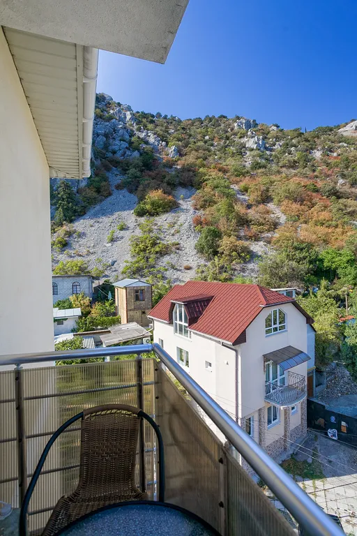 Видовая студия в Симеизе с 2 балконами